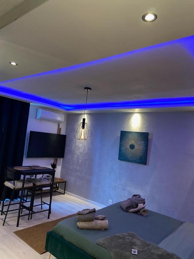 Appartement La Splenzia Spa Jacuzzi Wifi Clim Aviñón Exterior foto